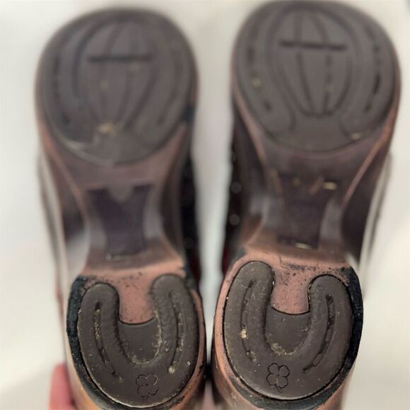 Ariat Red Leather Embroidered Western Clogs Size 9.5B Boho Cowgirl Mule Shoes - Picture 9 of 10